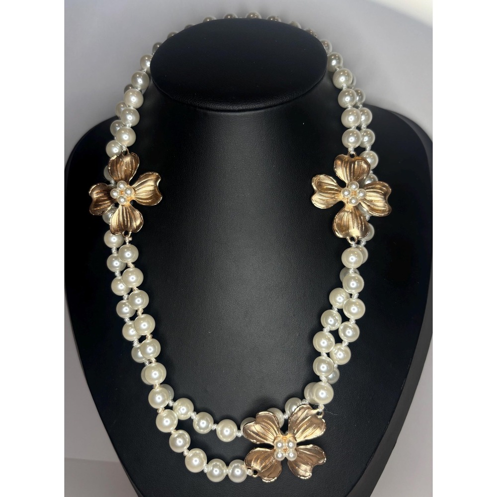 Y2K Glass Faux Pearl Dogwood Flower Station Necklace Gold Tone 41"